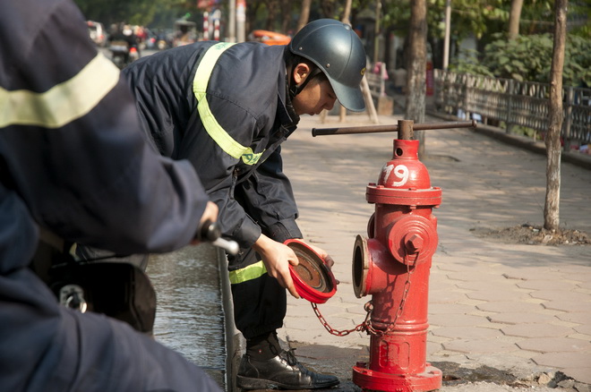 Khoảng cách giữa các trụ cứu hỏa là bao nhiêu